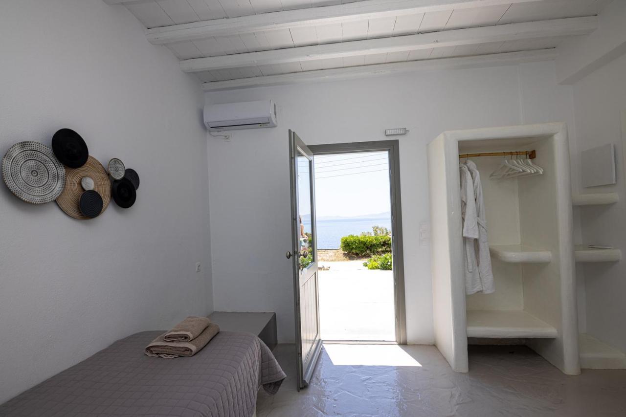 Big Blue Suites & Apartments Kionia Extérieur photo