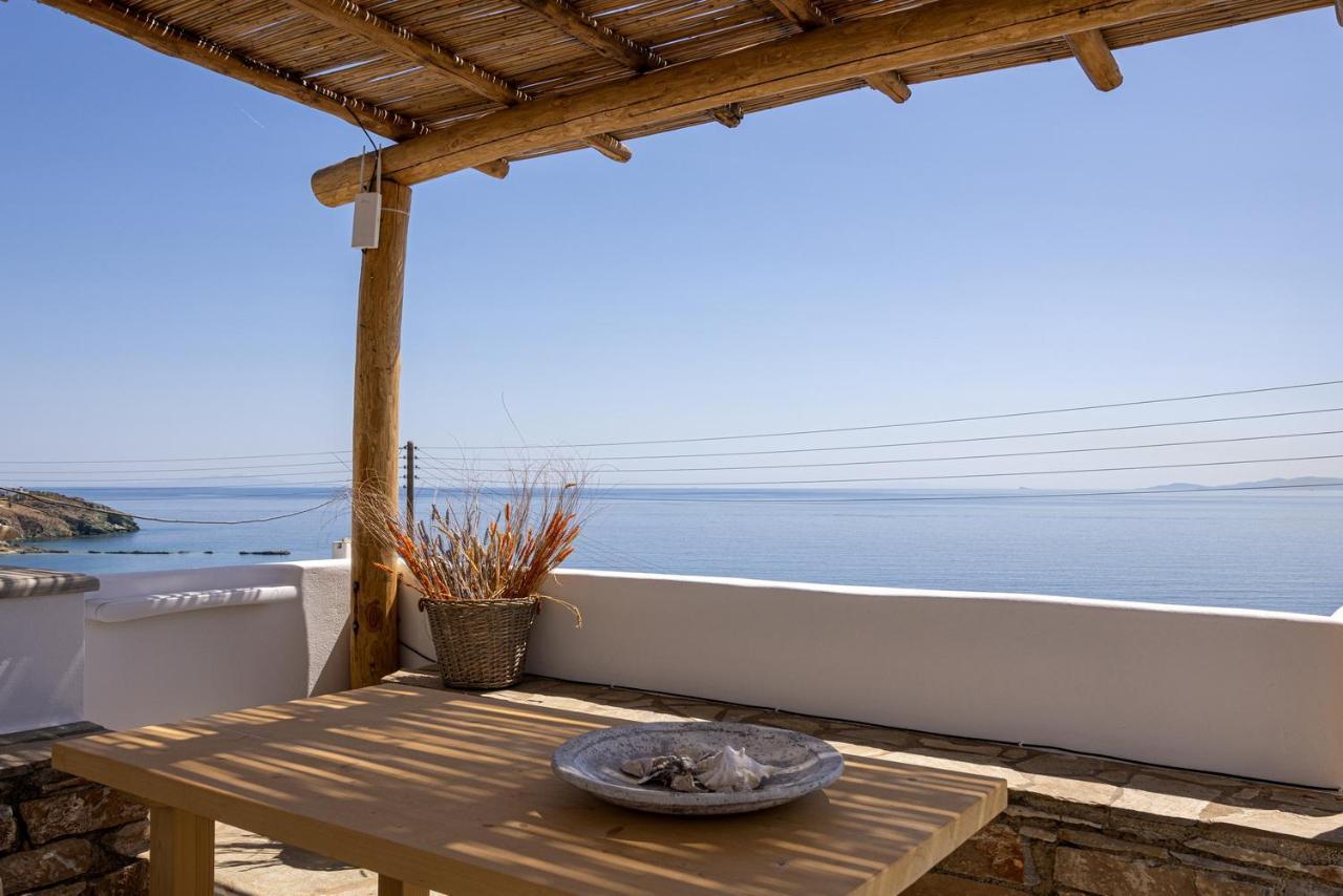 Big Blue Suites & Apartments Kionia Extérieur photo