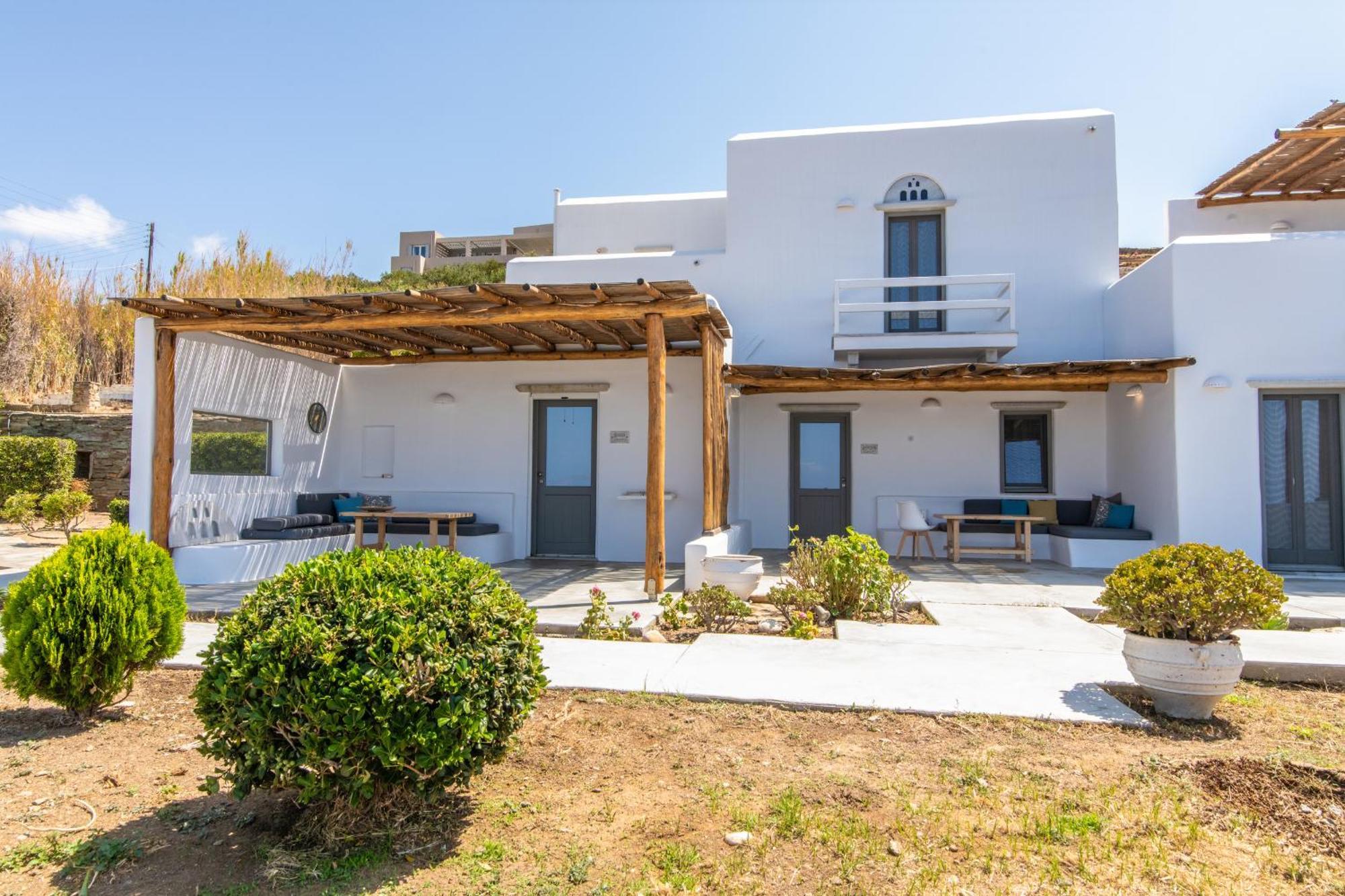 Big Blue Suites & Apartments Kionia Extérieur photo