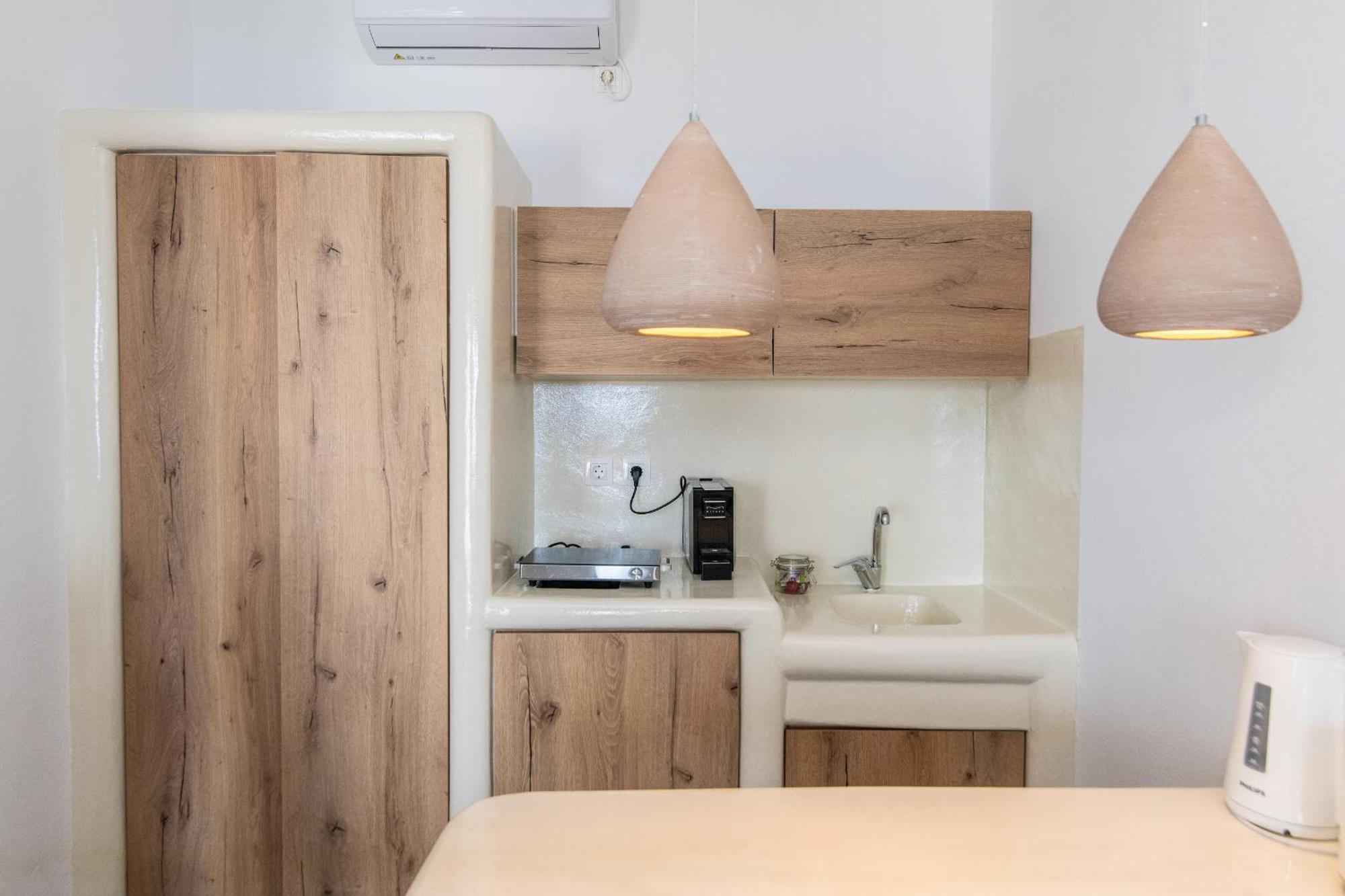 Big Blue Suites & Apartments Kionia Extérieur photo
